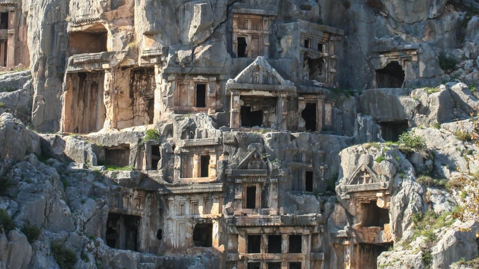 Кекова — бирюзовая бухта